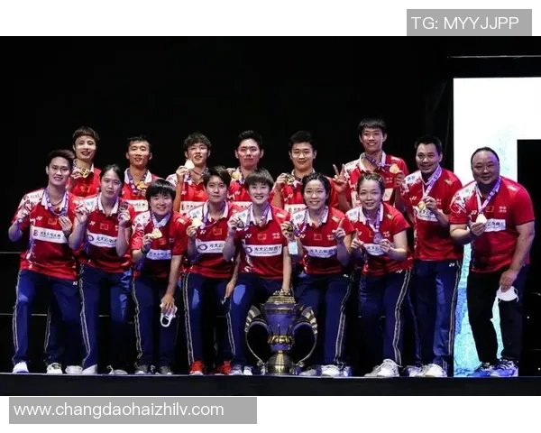 赛后分析:上海羽毛球队与武汉羽毛球队的技术对决与战术解析 赛后分析:上海羽毛球队与武汉羽毛球队的技术对决与战术解析