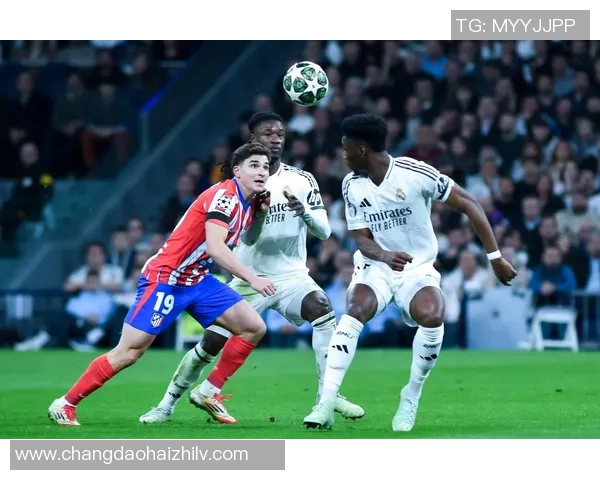 心脏病困扰下的足球明星们如何重拾梦想与荣耀