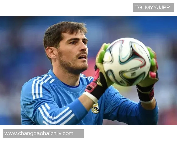 足球明星卡西的精彩瞬间与职业生涯回顾图片展览